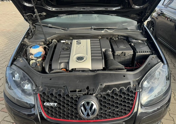 Volkswagen Golf cena 25900 przebieg: 216199, rok produkcji 2005 z Wronki małe 121